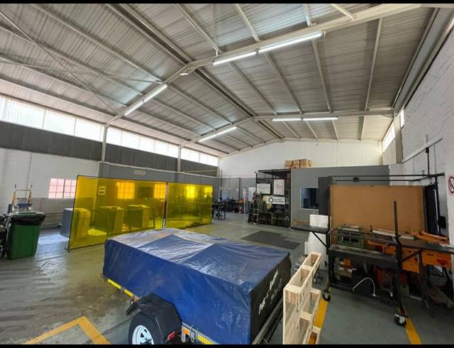 INDUSTRIAL PROPERTY TO RENT IN HENNOPSPARK